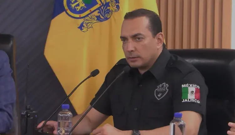 Los 23 reos fugados de penal de Puerto Vallarta trabajan para el CJNG, asegura secretario de Seguridad estatal