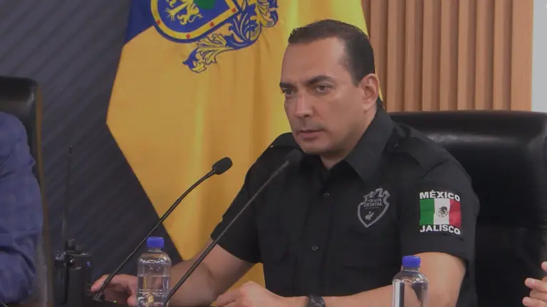 Los 23 reos fugados de penal de Puerto Vallarta trabajan para el CJNG, asegura secretario de Seguridad estatal