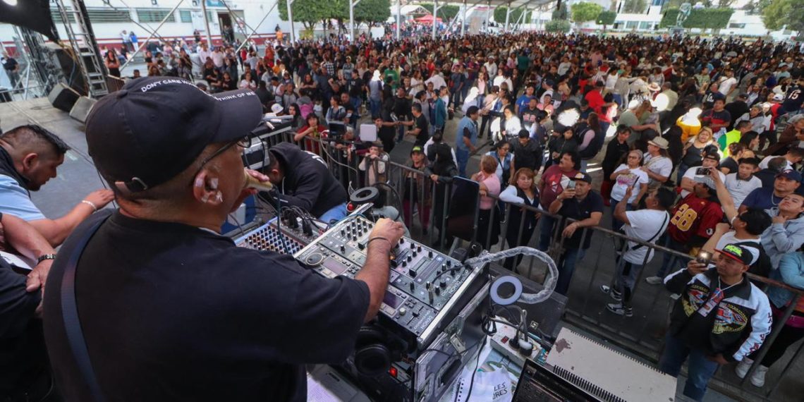 El Gobierno de Nezahualcóyotl invita a su gran “Baile con Amor” el 14 de febrero