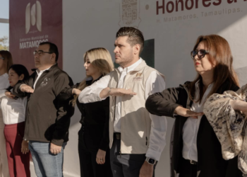 Entrega gobierno municipal de Matamoros nueva techumbre y explanada cívica