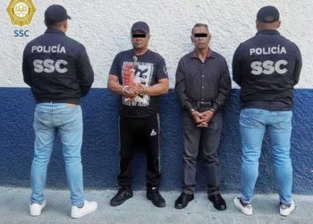 Detienen a dos sujetos por presunta extorsión a comerciantes del Centro Histórico