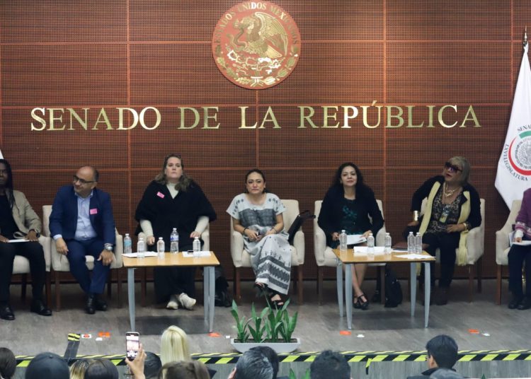 PAN en Senado exige jornada laboral de cinco días por dos de descanso