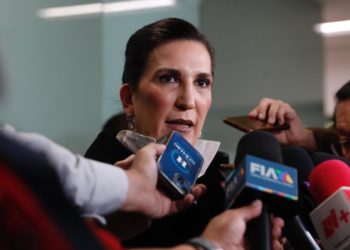 Llama Kenia López a evitar avasallamiento y “fuercitas” en reforma electoral