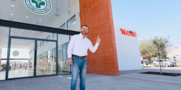 Gerardo Quirino entrega obra de la nueva Cruz Verde Chulavista