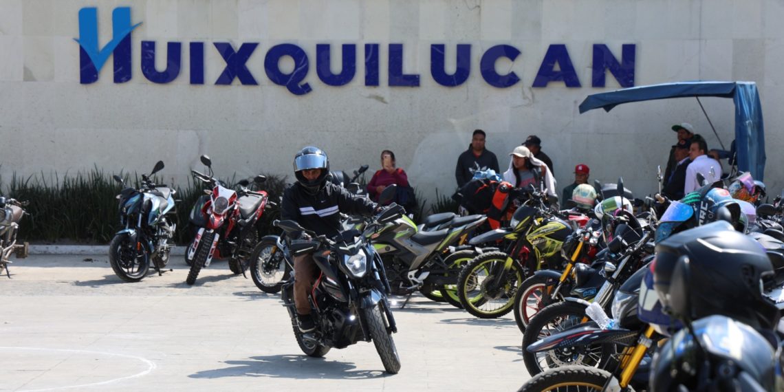Certifican Huixquilucan y Edomex a motociclistas para reducir accidentes viales