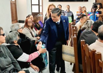 Entrega Coyoacán cheques para renta de vivienda a víctimas de explosión en colonia Paseos de Taxqueña