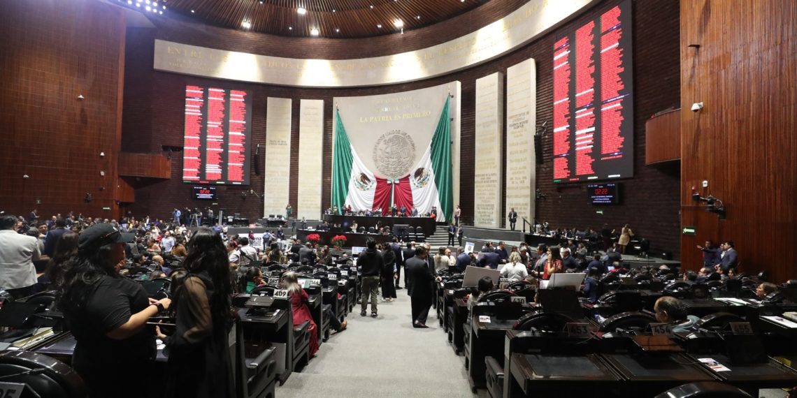 Aprueba diputados tres monedas conmemorativas de la Copa Mundial de la FIFA 2026