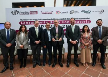 Pepe Chedraui recibe distintivo como “Entidad Promotora de Responsabilidad Social Empresarial”