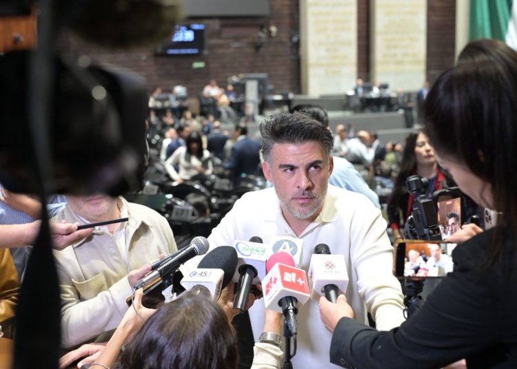 No hay confrontación política con el libro de mi padre “Ni venganza ni perdón”: Scherer Pareyón