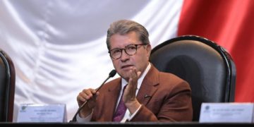Se acercan momentos álgidos con reforma electoral: Monreal