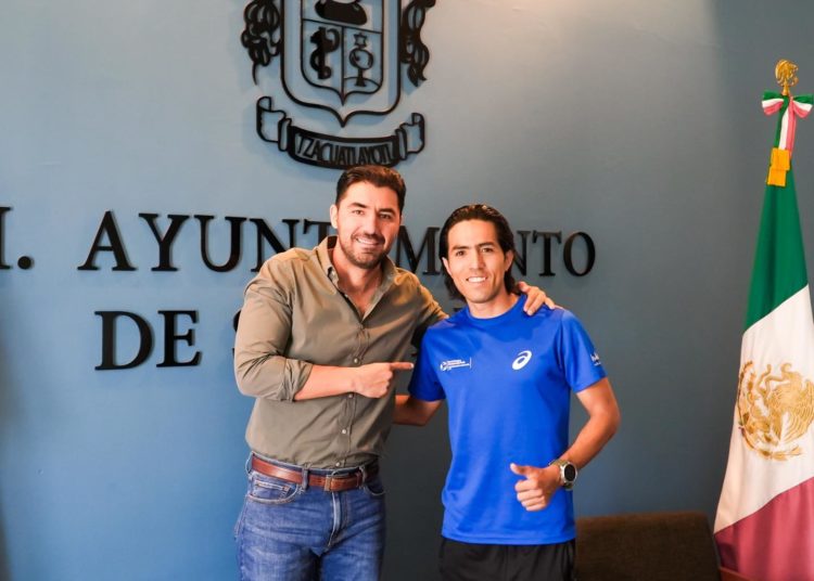 Apoyará alcalde Manuel Gálvez a deportista sahuayense en la justa internacional de triatlón