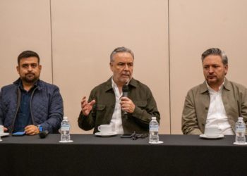 Alfonso Ramírez Cuéllar promueve inversiones en Nuevo León; destaca eficiencia del Plan B