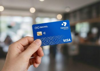 Fallas en tarjetas de despensa generan críticas a servicios financieros de Broxel