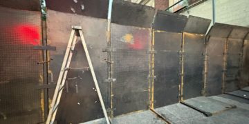 Instalan vallas en el Zócalo por movilización del 8M