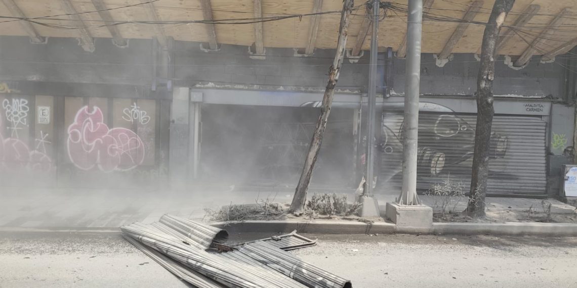 Colapsa edificio en demolición en San Antonio Abad, alcaldía Cuauhtémoc