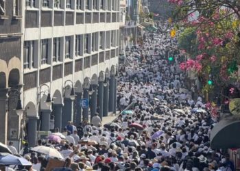 Marchan y vandalizan Palacio de Gobierno de Morelos en demanda de justicia para Kimberly