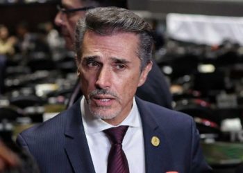 Sergio Mayer deja plantada a la Comisión Nacional de Honestidad y Justicia de Morena