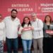 Alcalde Isaac Montoya y secretario de bienestar del Edomex entregan 3 mil tarjetas de Mujeres con Bienestar