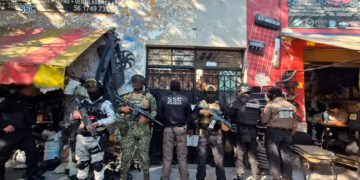 SSC y FGJ desmantelan puntos de almacenamiento de autopartes en Cuauhtémoc; hay cinco detenidos