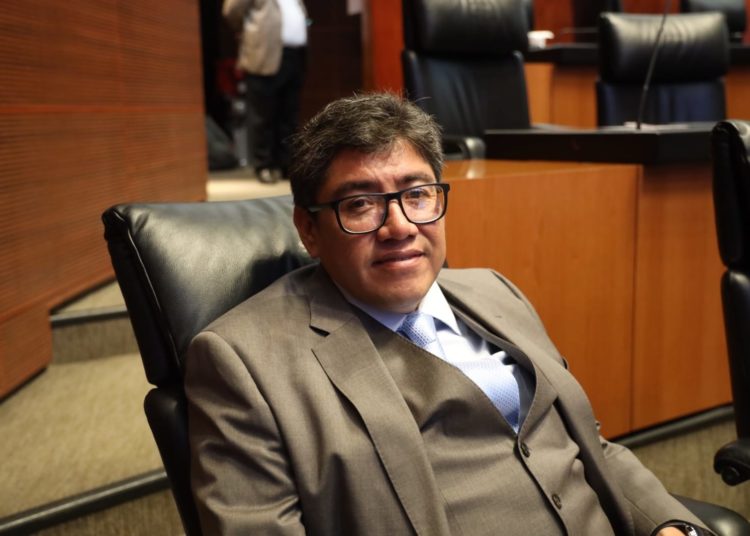 Iluminan de morado al Palacio Municipal de Mérida por el Día de la Mujer