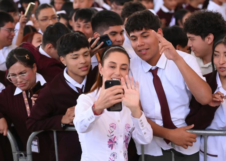 “Cabeza fría”, dice Sheinbaum ante declaración de Trump de que México es el epicentro de la violencia