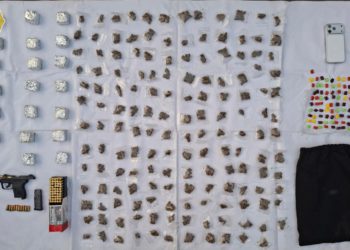 Detienen en Tlalpan a dos venezolanos con arma de fuego y droga vinculados a robos a casa habitación