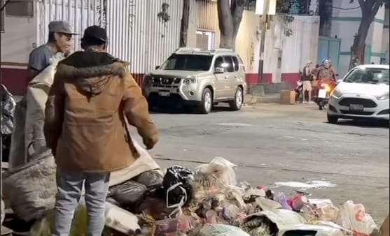 Alcaldía Cuauhtémoc limpia tiradero clandestino… y en 5 minutos ya hay basura otra vez