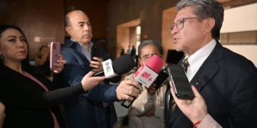 Llama Monreal a PT y PVEM a respaldar el Plan B sin titubeos ni regateos