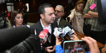 Morena respalda propuesta para que titular del ejecutivo pueda realizar campaña; quieren imponer Ley mordaza a la oposición, responde PAN