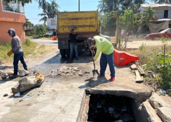 Atiende Gobierno de Acapulco canal pluvial en Llano Largo
