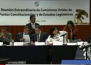 Con la ausencia del PT, avanza en comisiones del Senado el Plan B de Sheinbaum