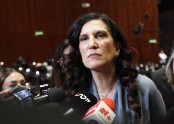 México no está exigiendo una revocación de mandato: Kenia López