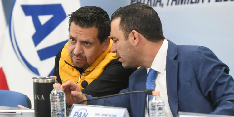 Exige diputado del PAN a la UIF investigar empresas de cuñado de AMLO