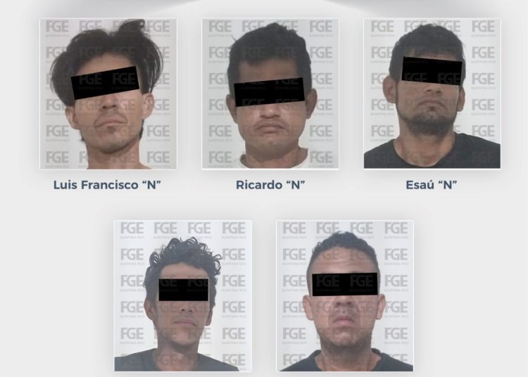 Autoridades aseguran presuntas drogas en tres cateos; detienen a siete personas por su probable responsabilidad en narcomenudeo