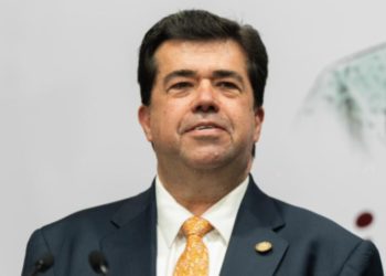 Pide Pedro Haces reglas claras para trabajadores de la industria creativa