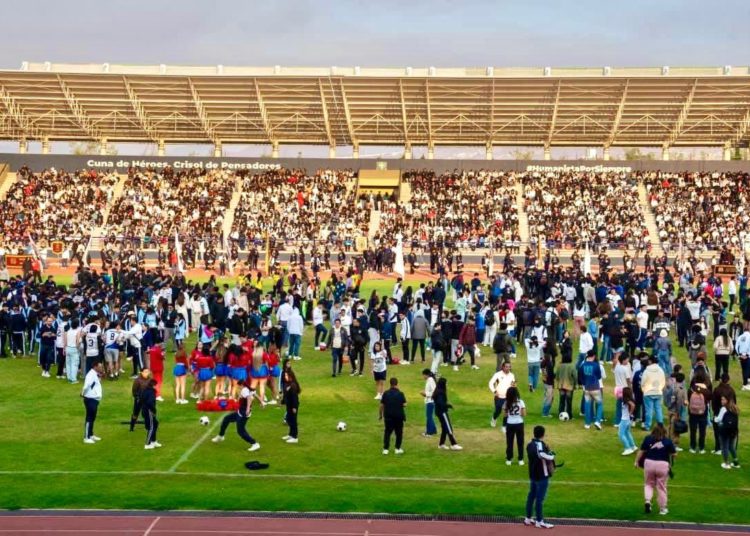 Con cascaritas y dominadas, 850 mil jóvenes se suman a estrategia social del gobierno