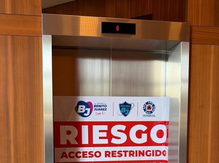 Protección Civil de la alcaldía Benito Juárez restringe operación de elevadores en Torre Mítikah para garantizar seguridad de vecinos