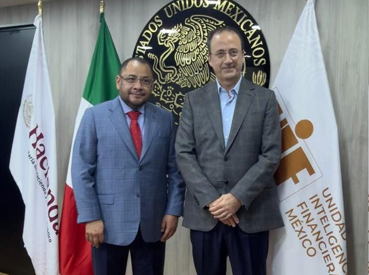 CAAAREM y UIF fortalecen coordinación para proteger el comercio exterior