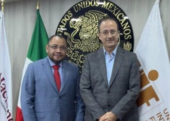 CAAAREM y UIF fortalecen coordinación para proteger el comercio exterior