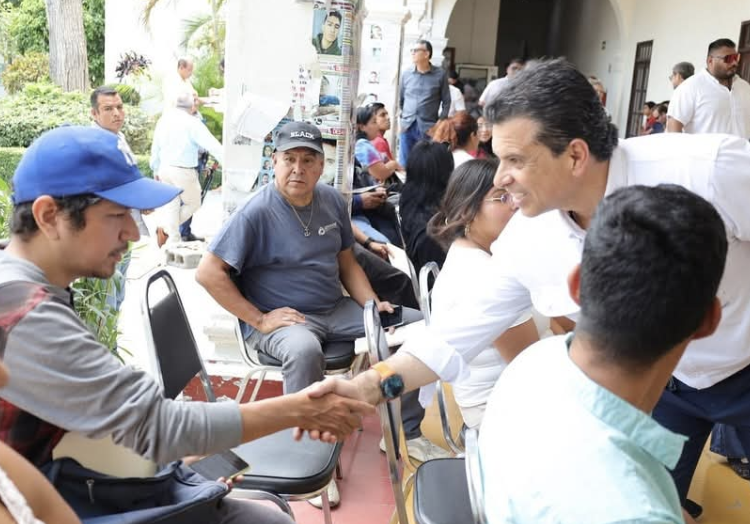 Promueve municipio la generación de empleo a victorenses.