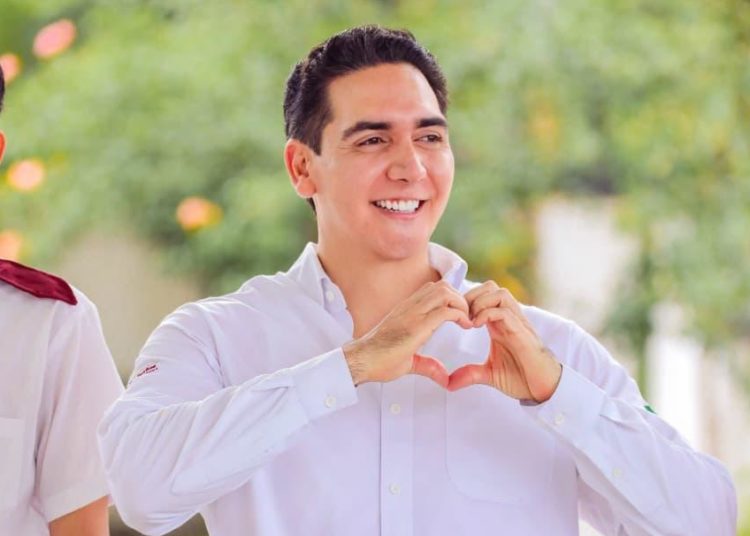 Encuestas en Nayarit colocan a Héctor Santana como perfil puntero rumbo a 2027