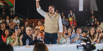 Alcalde de Compostela, Gustavo Ayón, deja Morena y se une a MC; Máynez lo destapa para la gubernatura de Nayarit