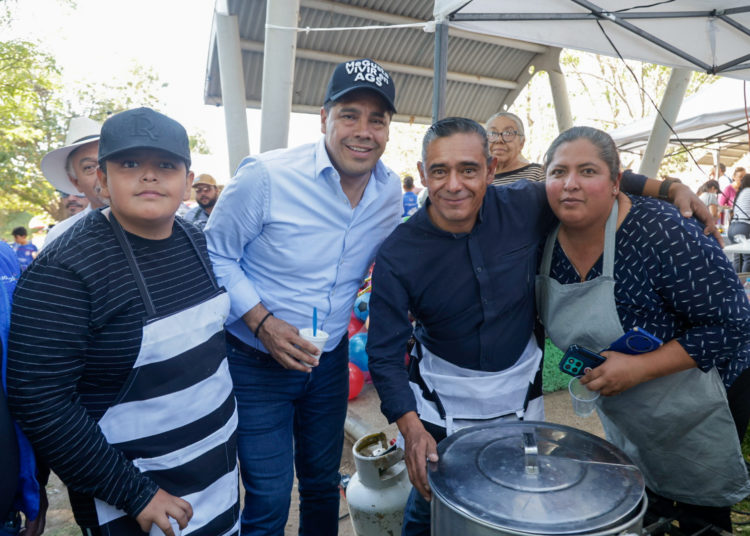 Festeja municipio de Aguascalientes con mega convivió el Día del Tianguista 2026
