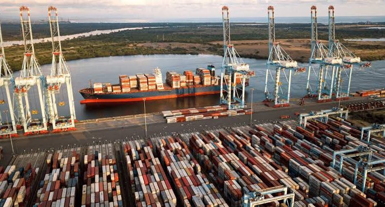 Nueva estrategia impulsa aumento en la recaudación de la Aduana de Manzanillo