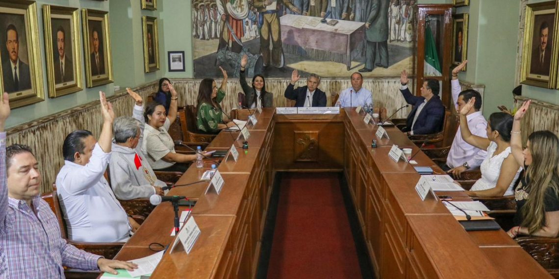 Otorga cabildo de Cuernavaca prórroga para pago de refrendo de licencias de anuncios