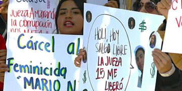 Separan a jueza tras resolución en caso de feminicidio que desató protestas