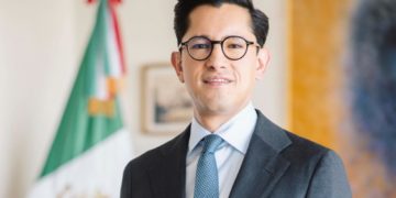 Senadores de Morena respaldan a Roberto Velasco como nuevo canciller; no será automática su ratificación: oposición