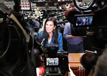 Se requiere consejeros electorales con perfiles que sepan decir no al poder: Kenia López