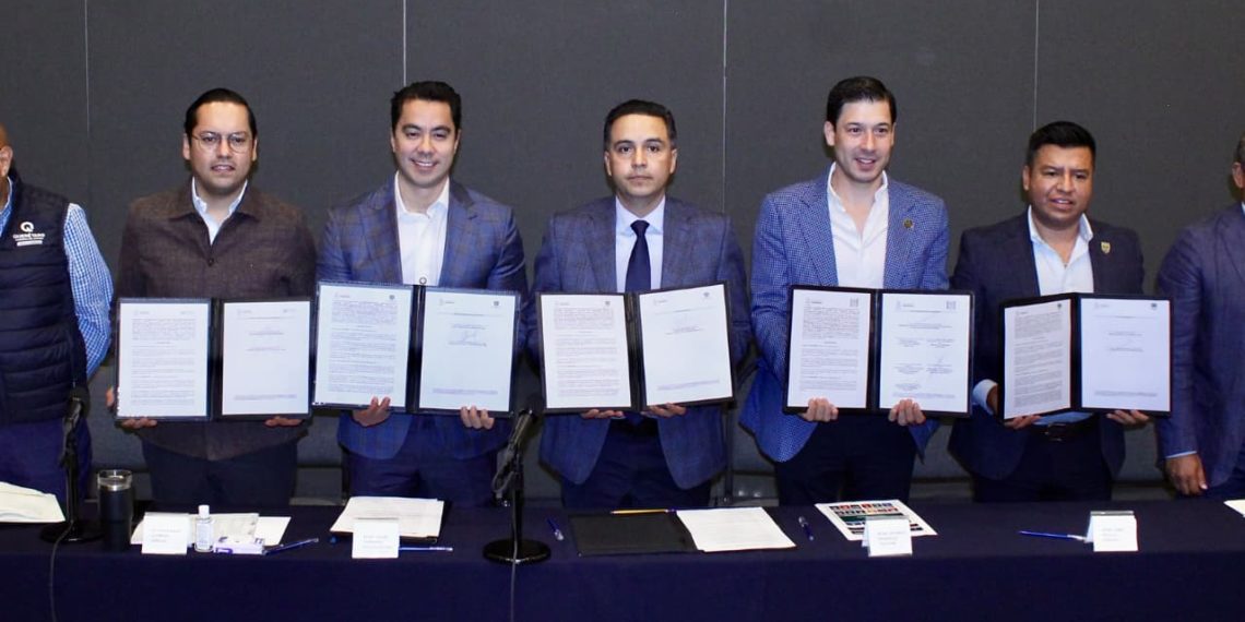 Chepe Guerrero firma convenio metropolitano para regular la venta de bebidas alcohólicas