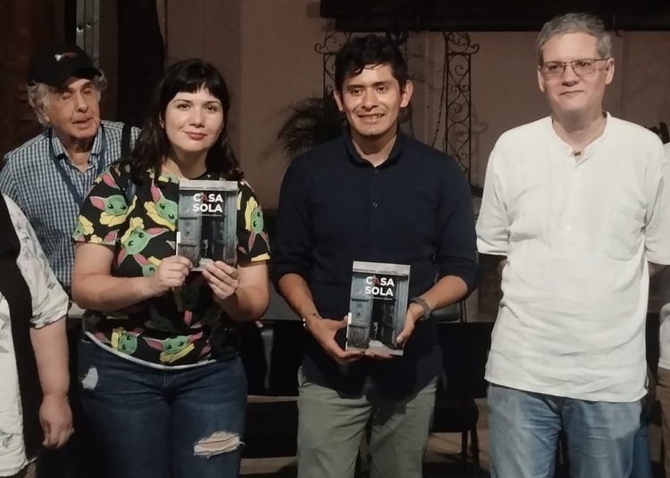 Emilio Antonio Calderón presenta Casa Sola y reflexiona sobre nuevas generaciones